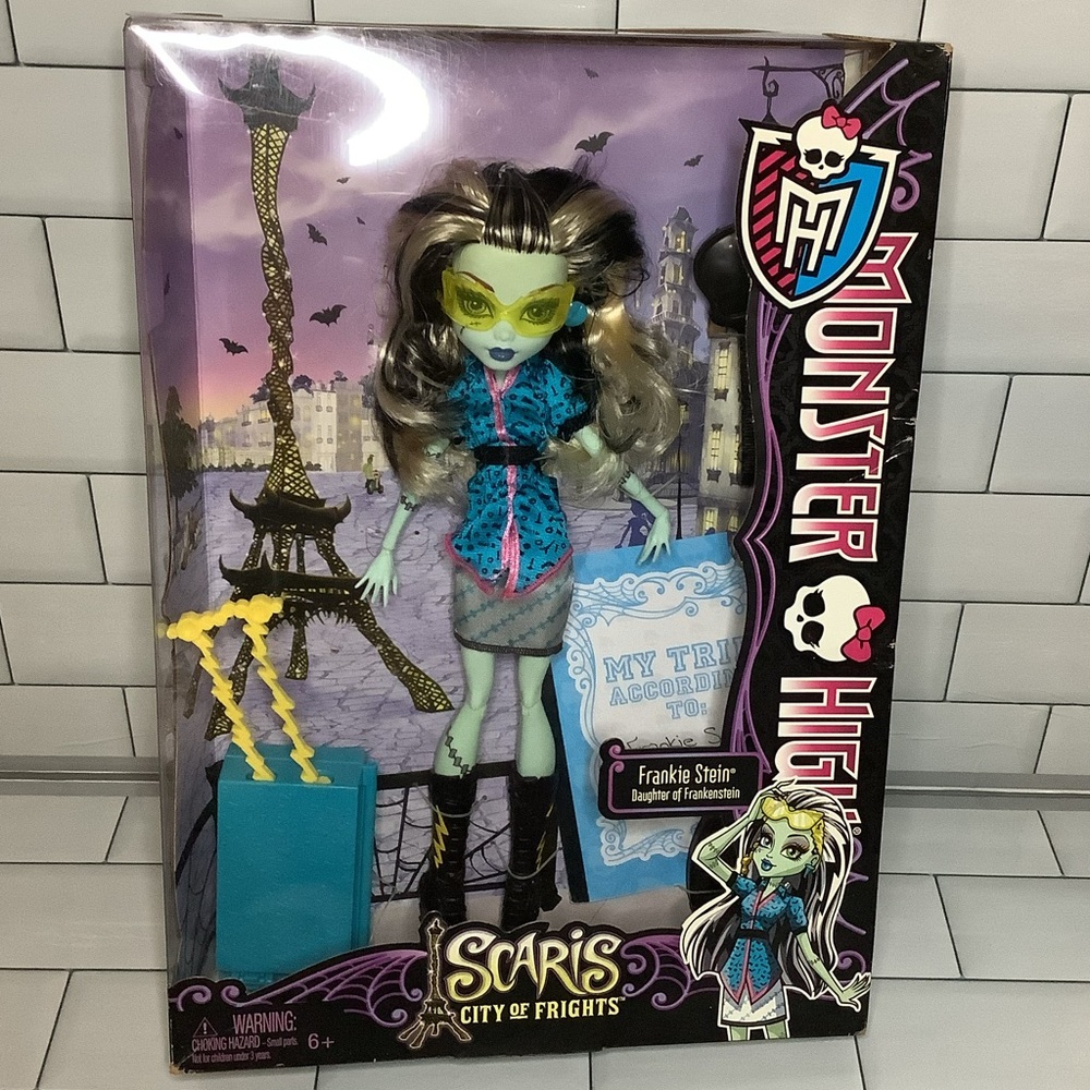 Frankiestein Scaris city of frights Monster high